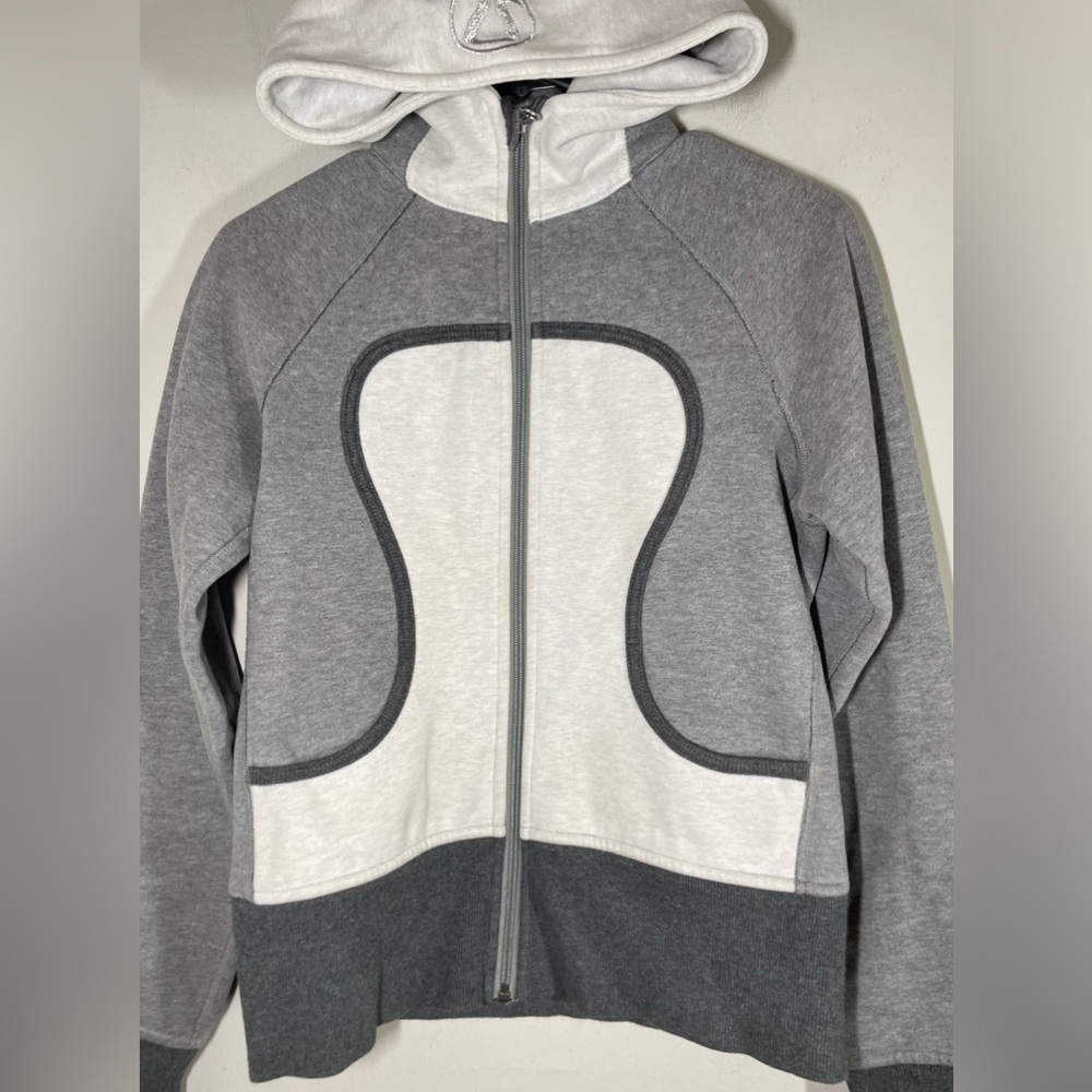 Lululemon Scuba Full Zip Hooded Jacket size 6 - Picture 3 of 6